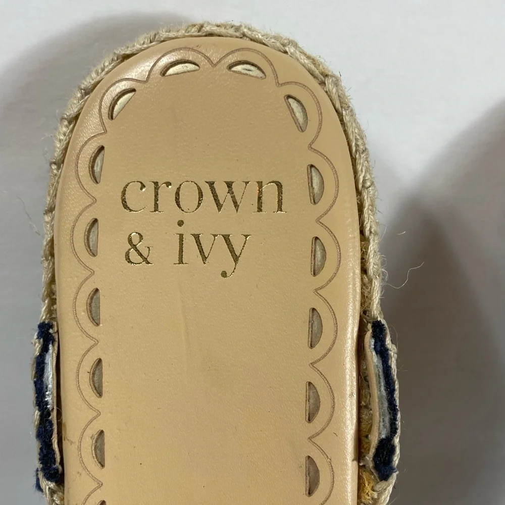 Crown & Ivy Women's Navy Espadrille Shoes size 7.5